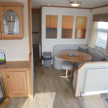 Hotel 6 Berth The Wolds Salisbury Addlethorpe Exterior foto