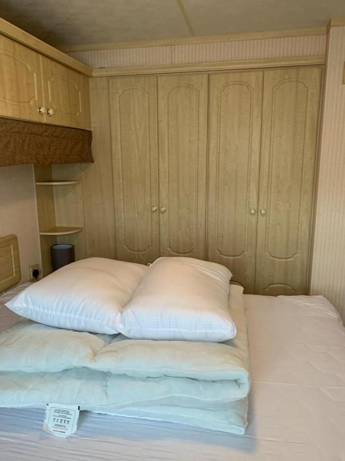 Hotel 6 Berth The Wolds Salisbury Addlethorpe Exterior foto